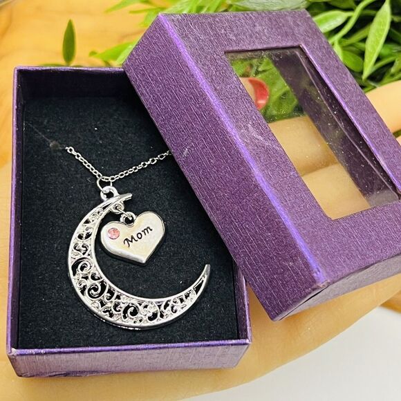 MOM Filigree Crescent Moon Necklace Mother Birthday Mothersday Gift Silver Pink - Picture 5 of 8